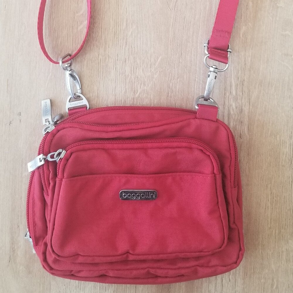 Baggalini Convertible Crossbody/Fanny Pack Purse